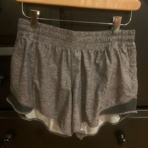 Lululemon Hotty Hot 4” Shorts